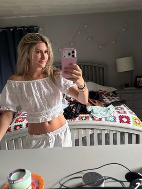 American Eagle Outfitters White Off-Shoulder Eyelet Crop Top